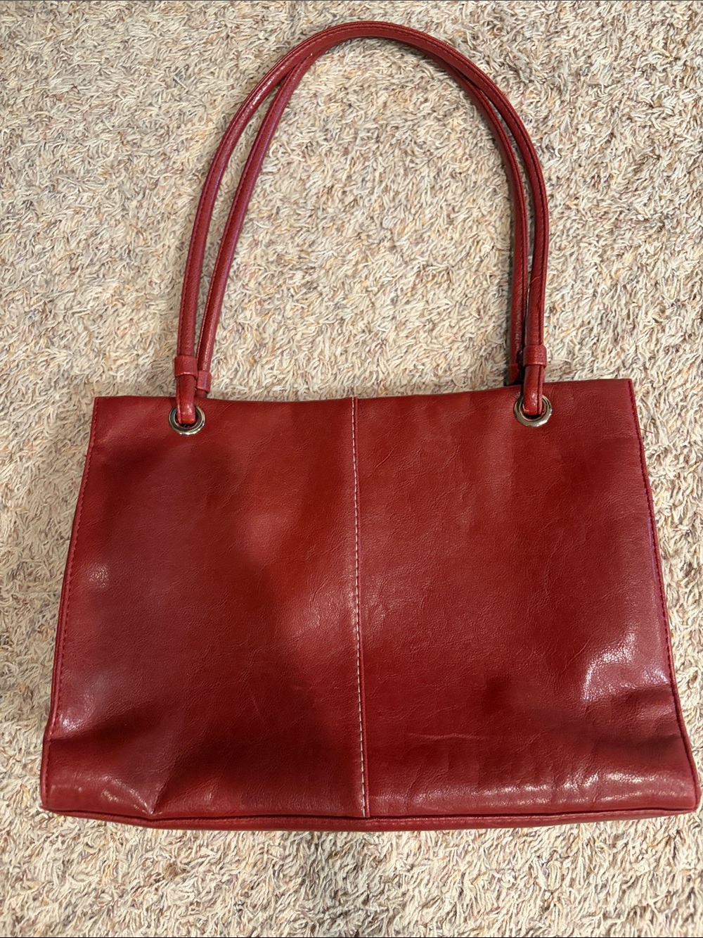 Women's Red Leather Shoulder Bag - Sleek Everyday Tote